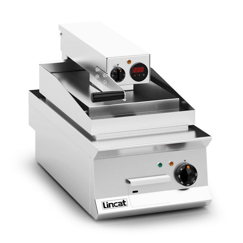 Lincat Opus 800 Electric Clam Griddle OE8211 Caterkwik Ireland